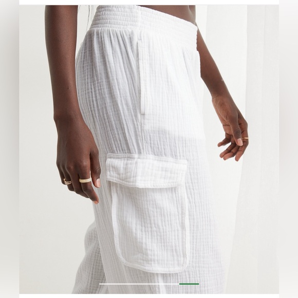 Aerie High Waisted Pool to Party Cargo Pants - Picture 3 of 8